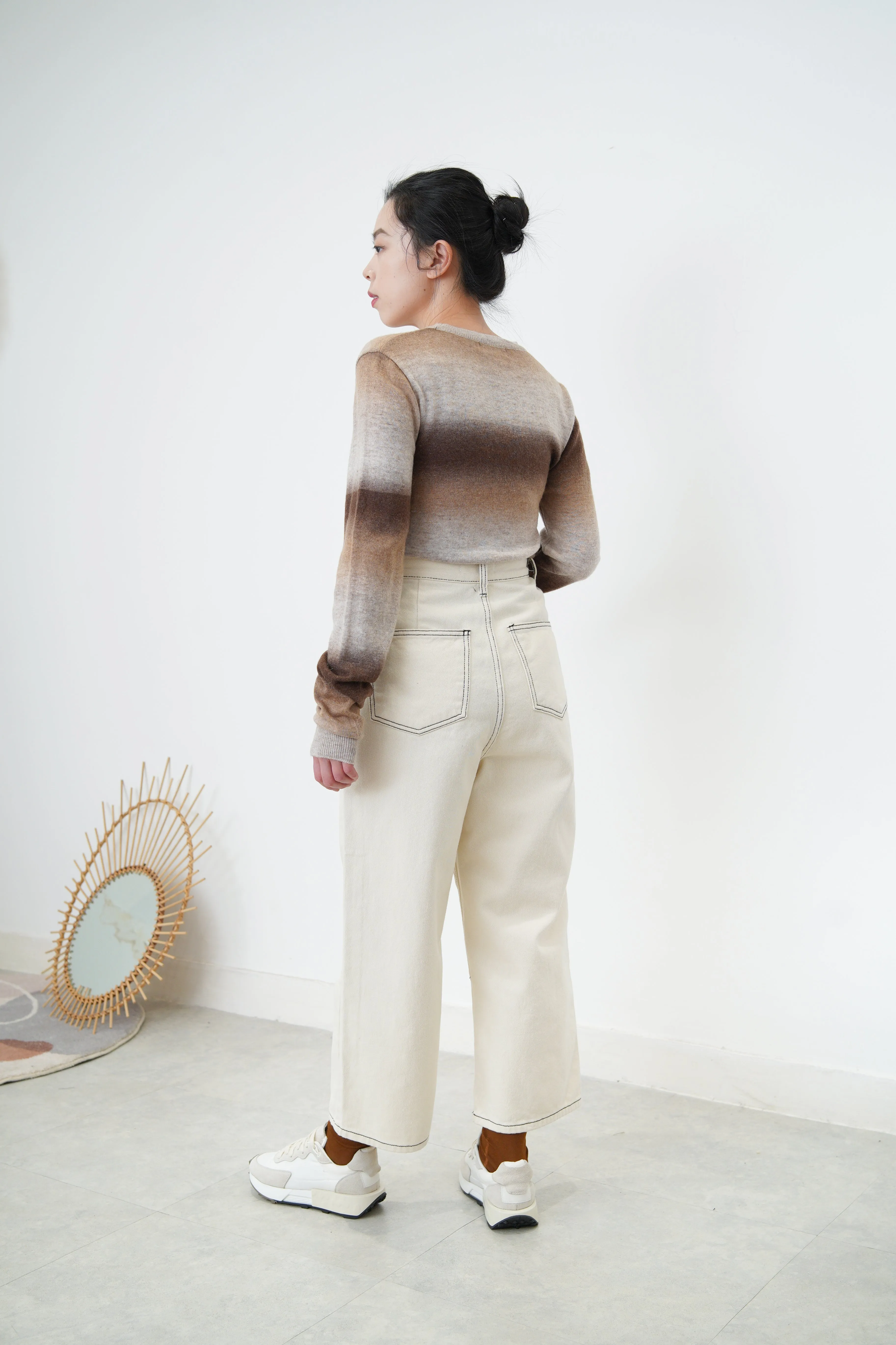 Brown gradient soft knit top in split hem