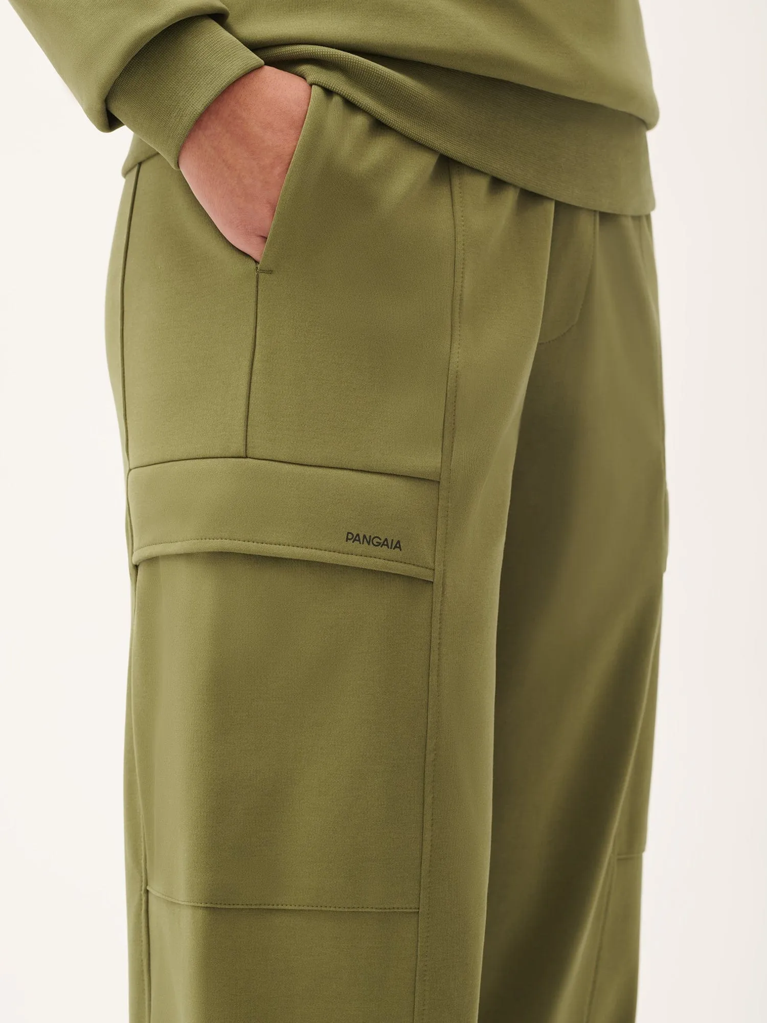 Mens DNA Double Jersey Cargo Trousers—highland green