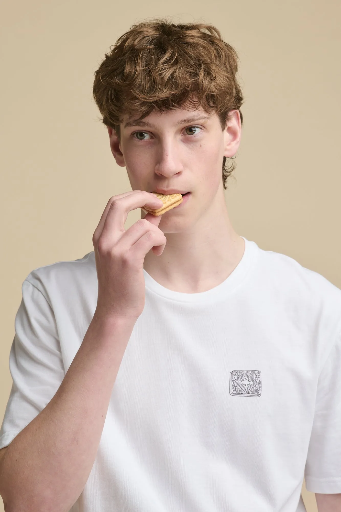 Men's Short Sleeve Graphic T Shirt - Custard Cream