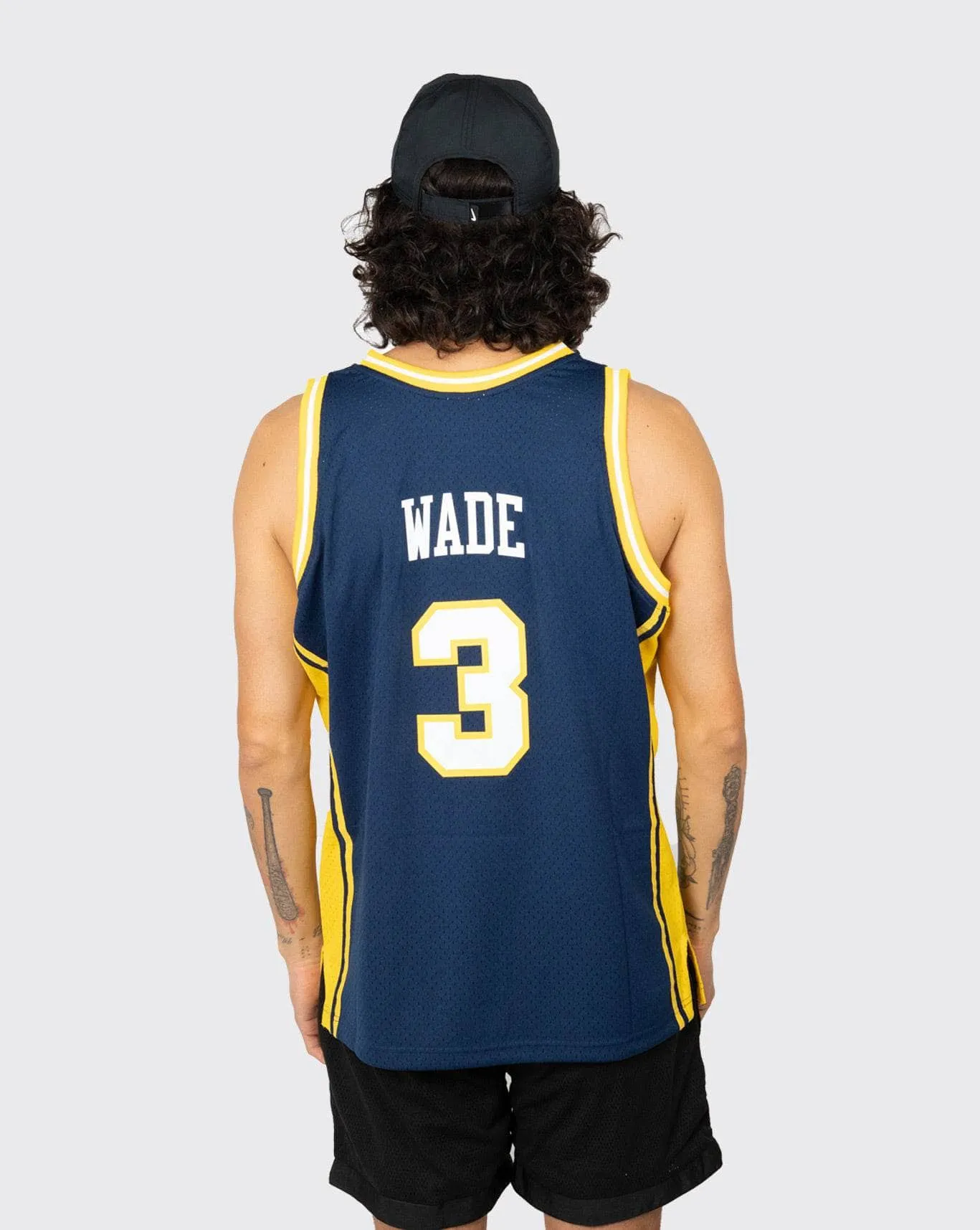 mitchell and ness Marquette wade 02-03 jersey blue