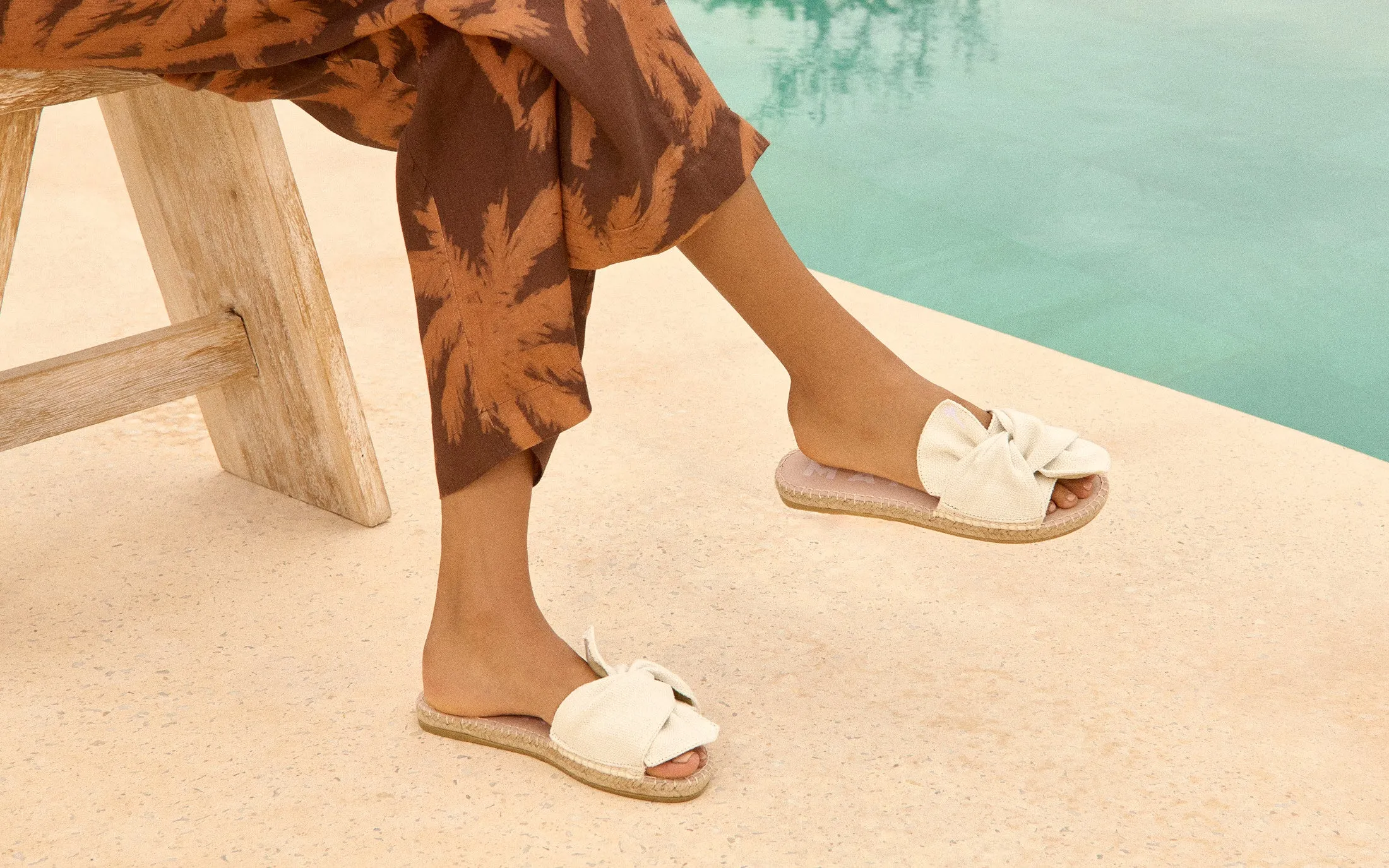 Organic Hemp Sandals With Knot - O70JK - La Havana White