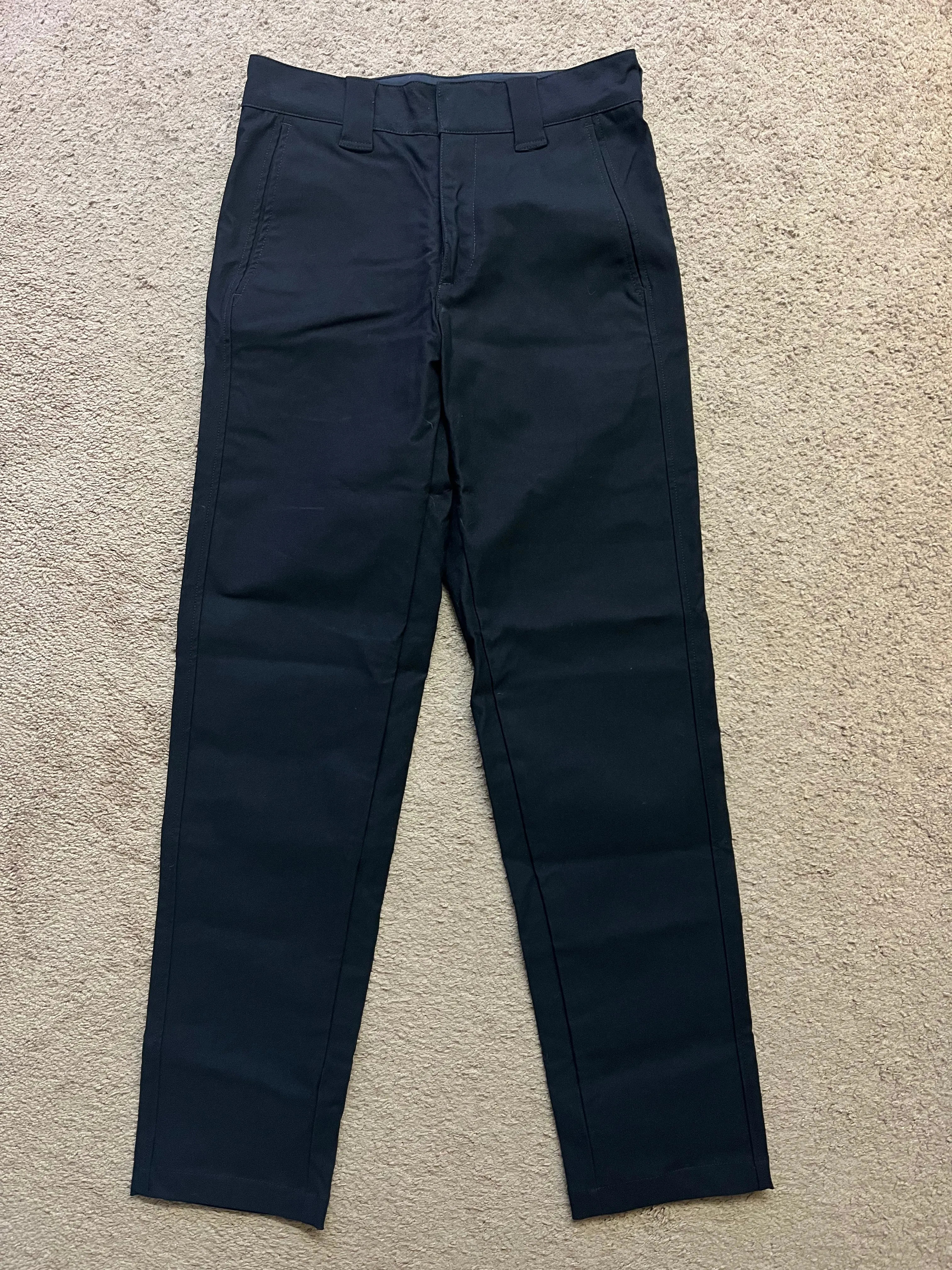 Outlier Bombworks - 29 x 33 - black