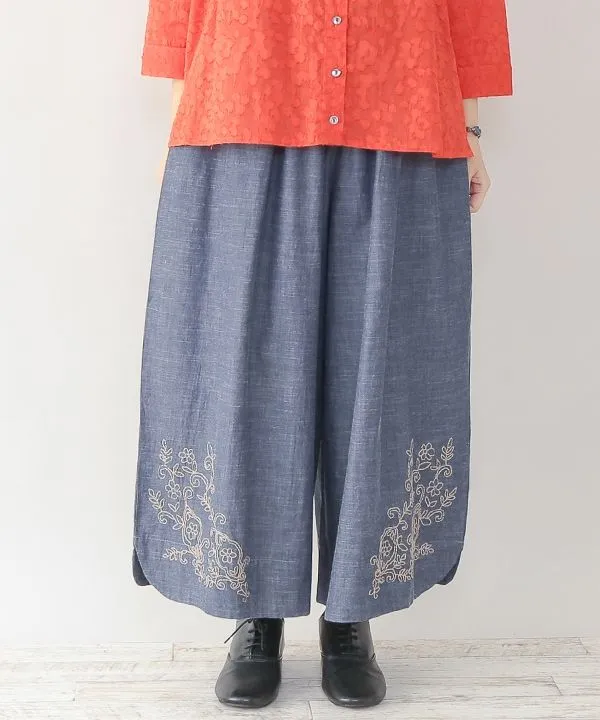 Vegetable and Flower Embroidery Chambray Wide Pants 25S448 [Expected to arrive in stock around March].