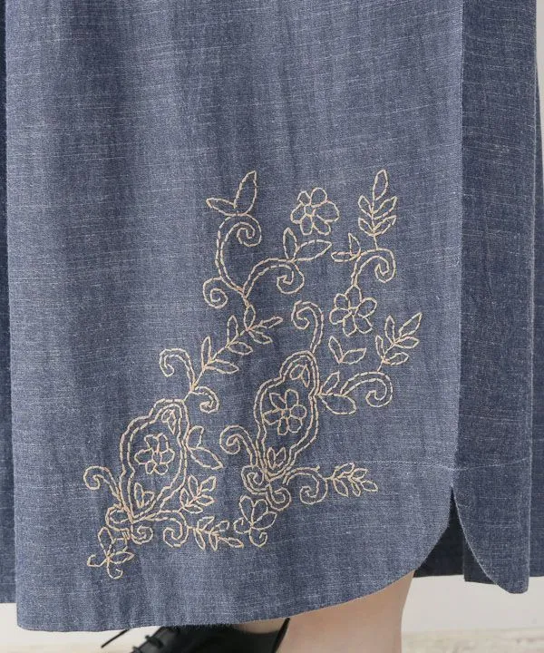 Vegetable and Flower Embroidery Chambray Wide Pants 25S448 [Expected to arrive in stock around March].
